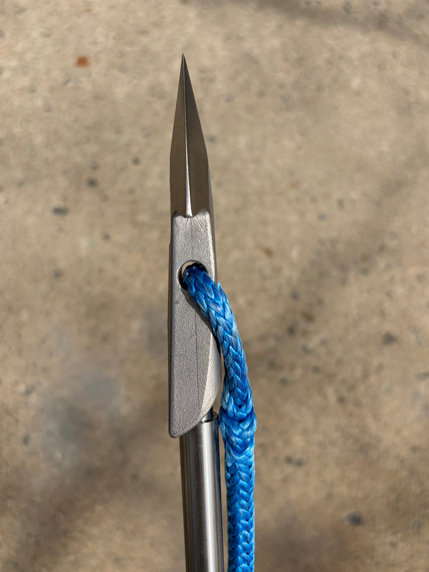 new DAGGER Stainless Steel Harpoon Dart Rigged